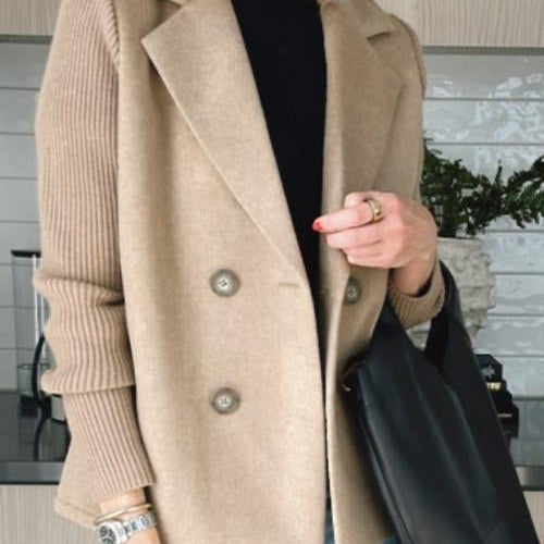 Amora | Elegant Knit-Sleeve Blazer